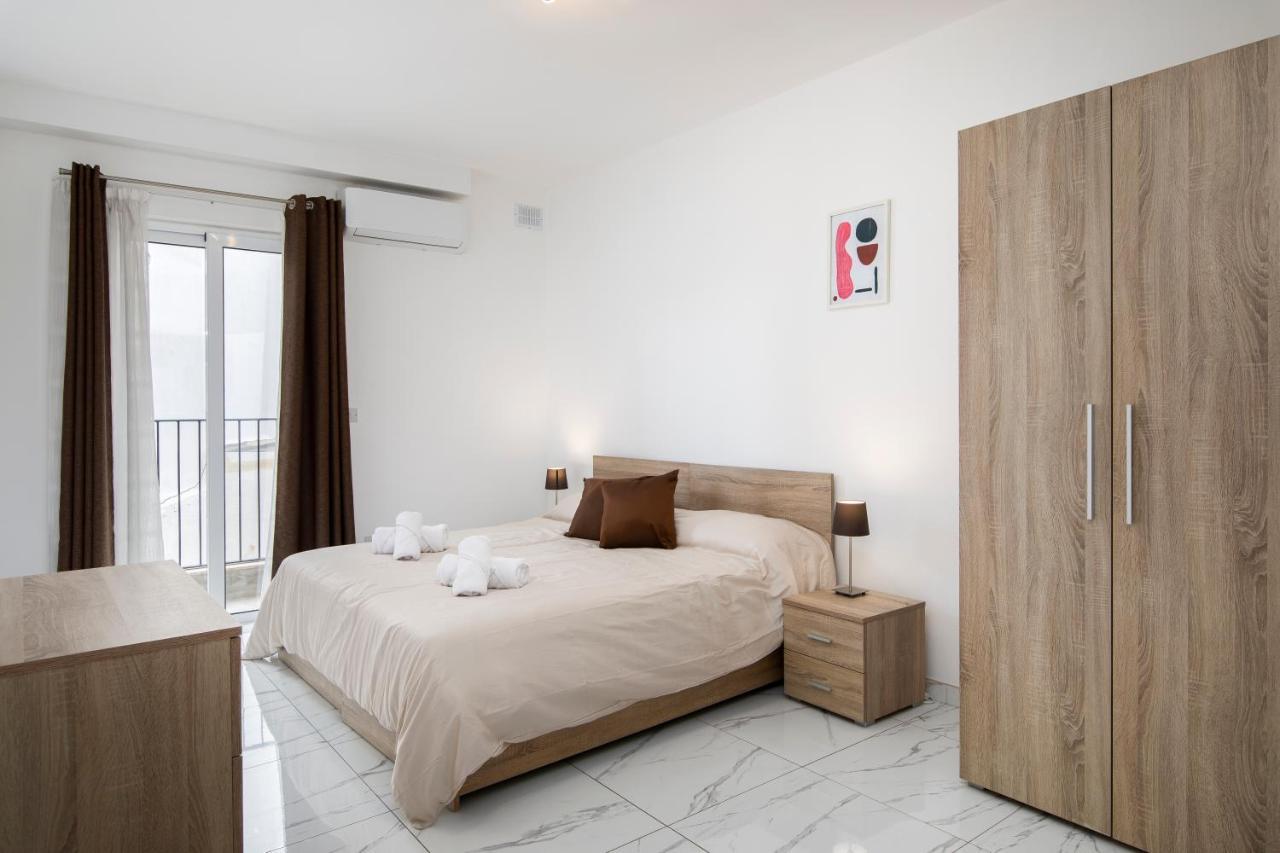 Sea View Apartment 2 Bedrooms 2 Bathrooms, 2 Minutes Away From The Sea San Ġiljan Exterior foto