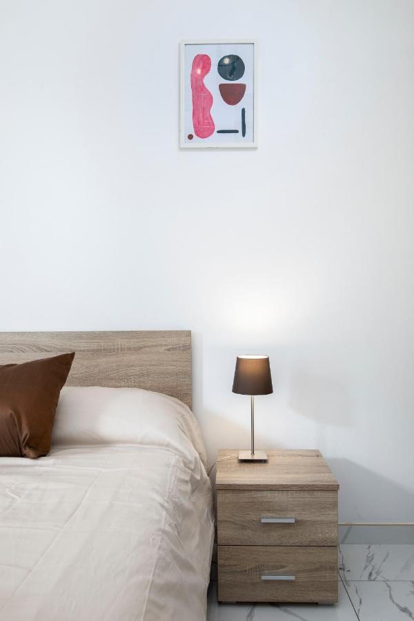 Sea View Apartment 2 Bedrooms 2 Bathrooms, 2 Minutes Away From The Sea San Ġiljan Exterior foto