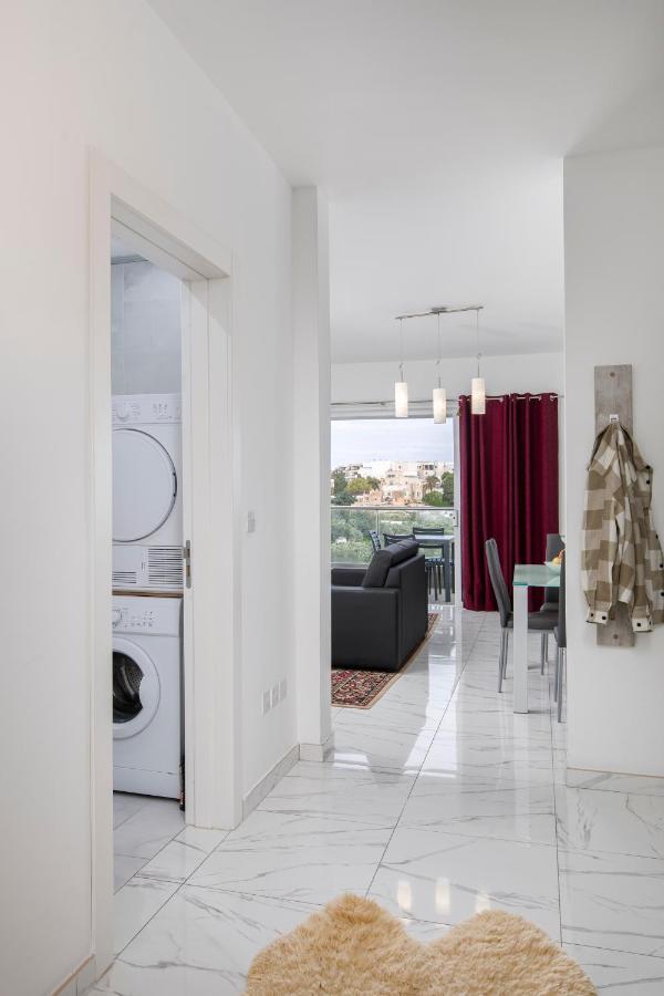 Sea View Apartment 2 Bedrooms 2 Bathrooms, 2 Minutes Away From The Sea San Ġiljan Exterior foto